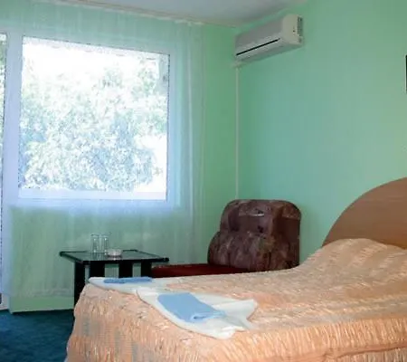 Family Joya Hotell